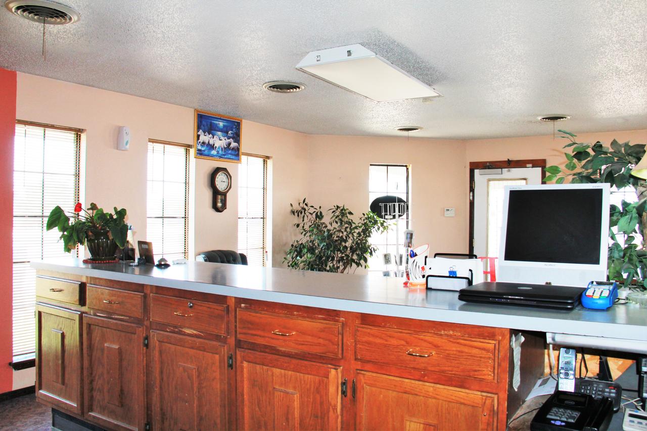 Lodge USA Motel - thumb 21