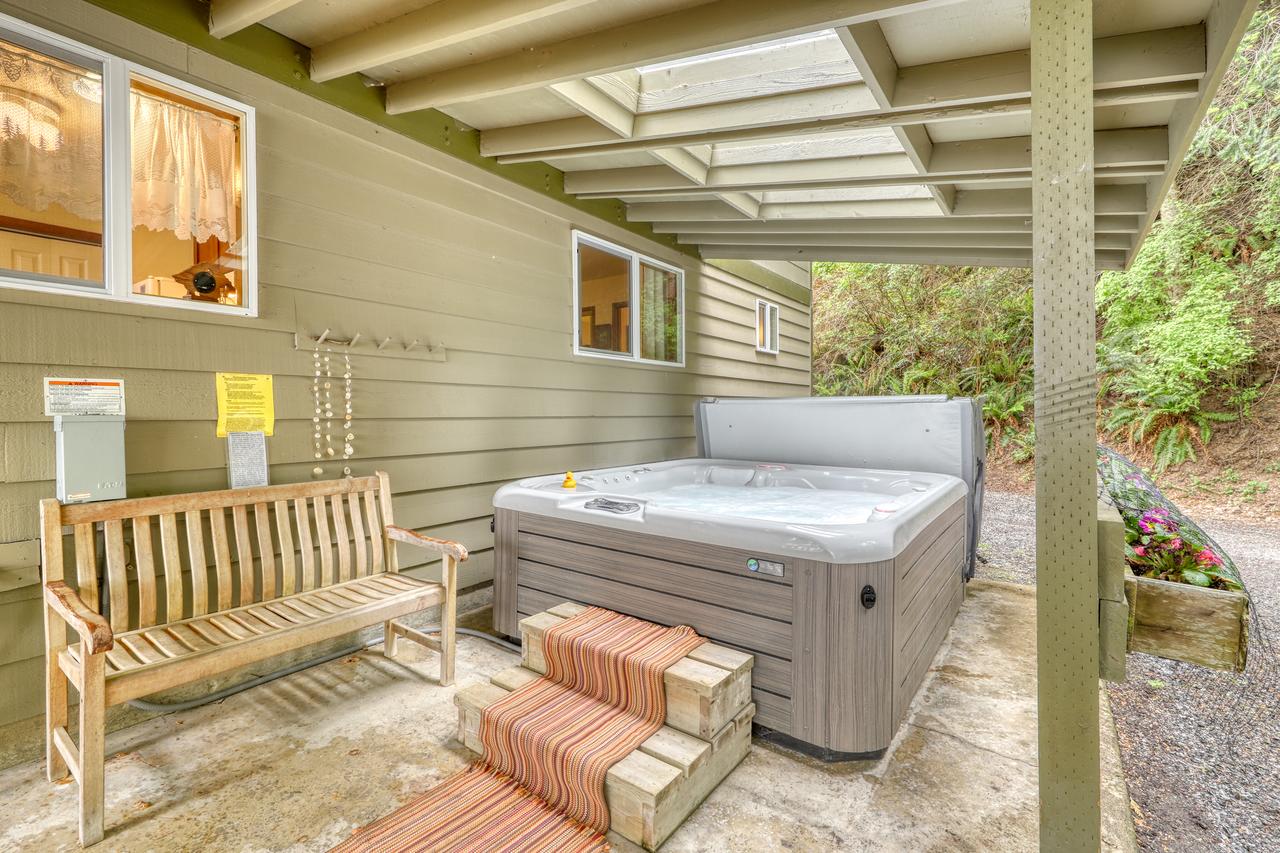 Pinecone Cabin - thumb 8