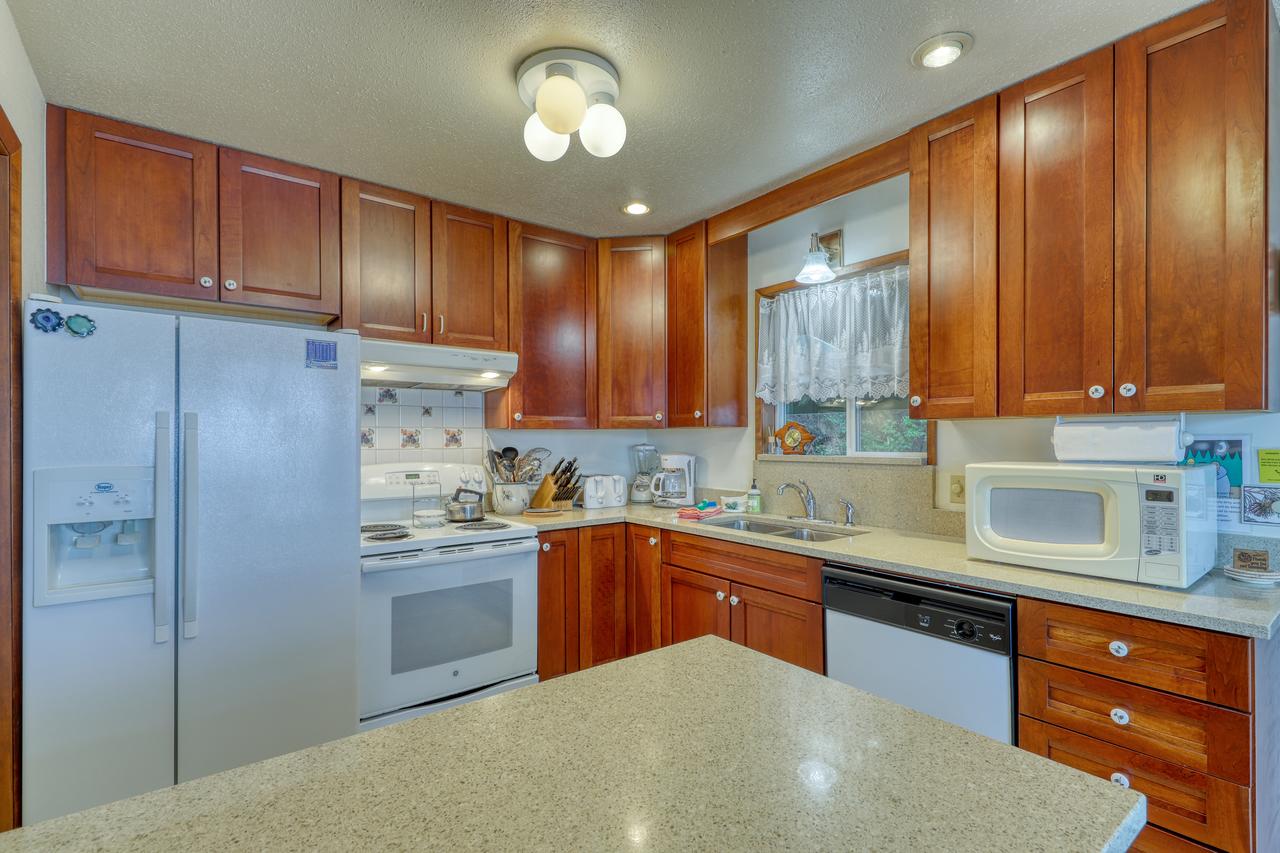 Pinecone Cabin - thumb 9