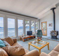 Northwest Shoreline Home - Tourism Bookings