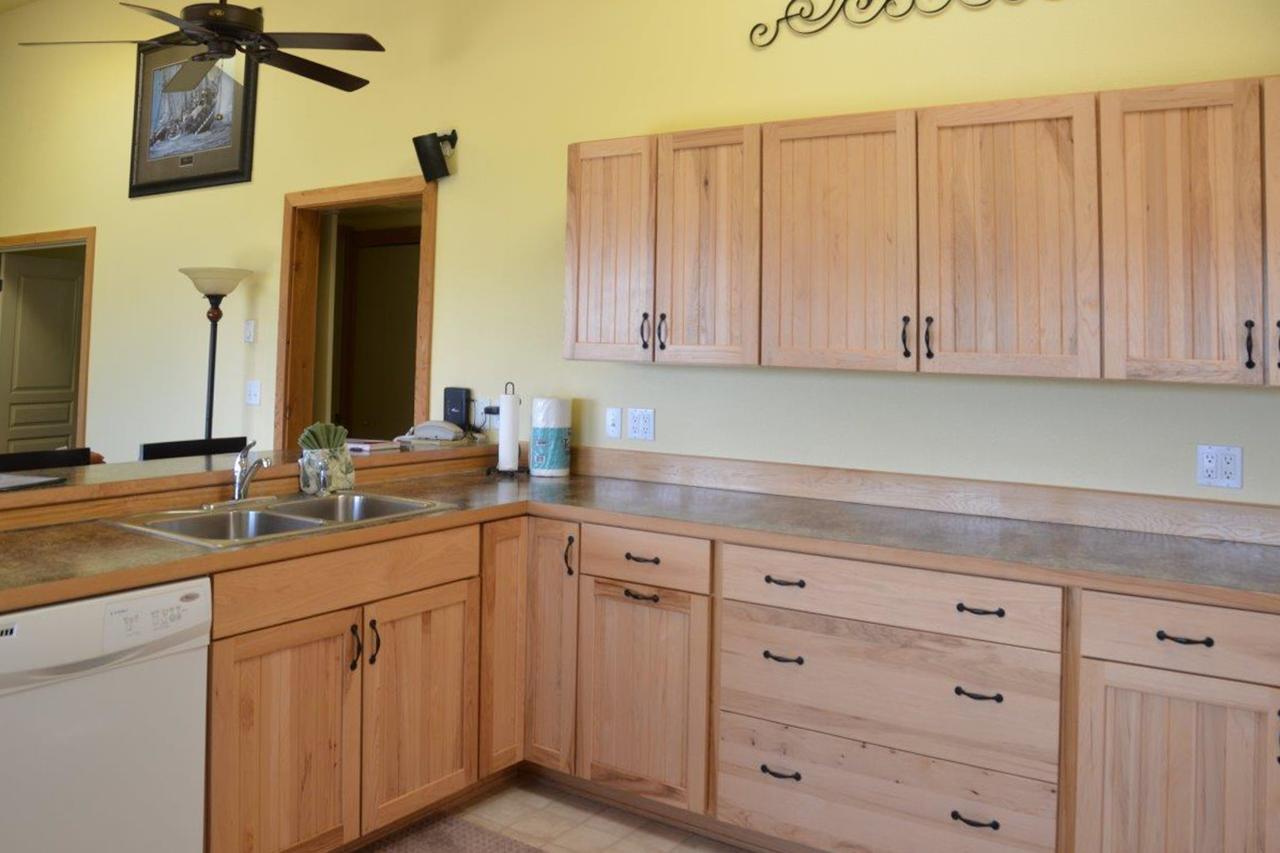 Obstruction Pass Cottage - thumb 19