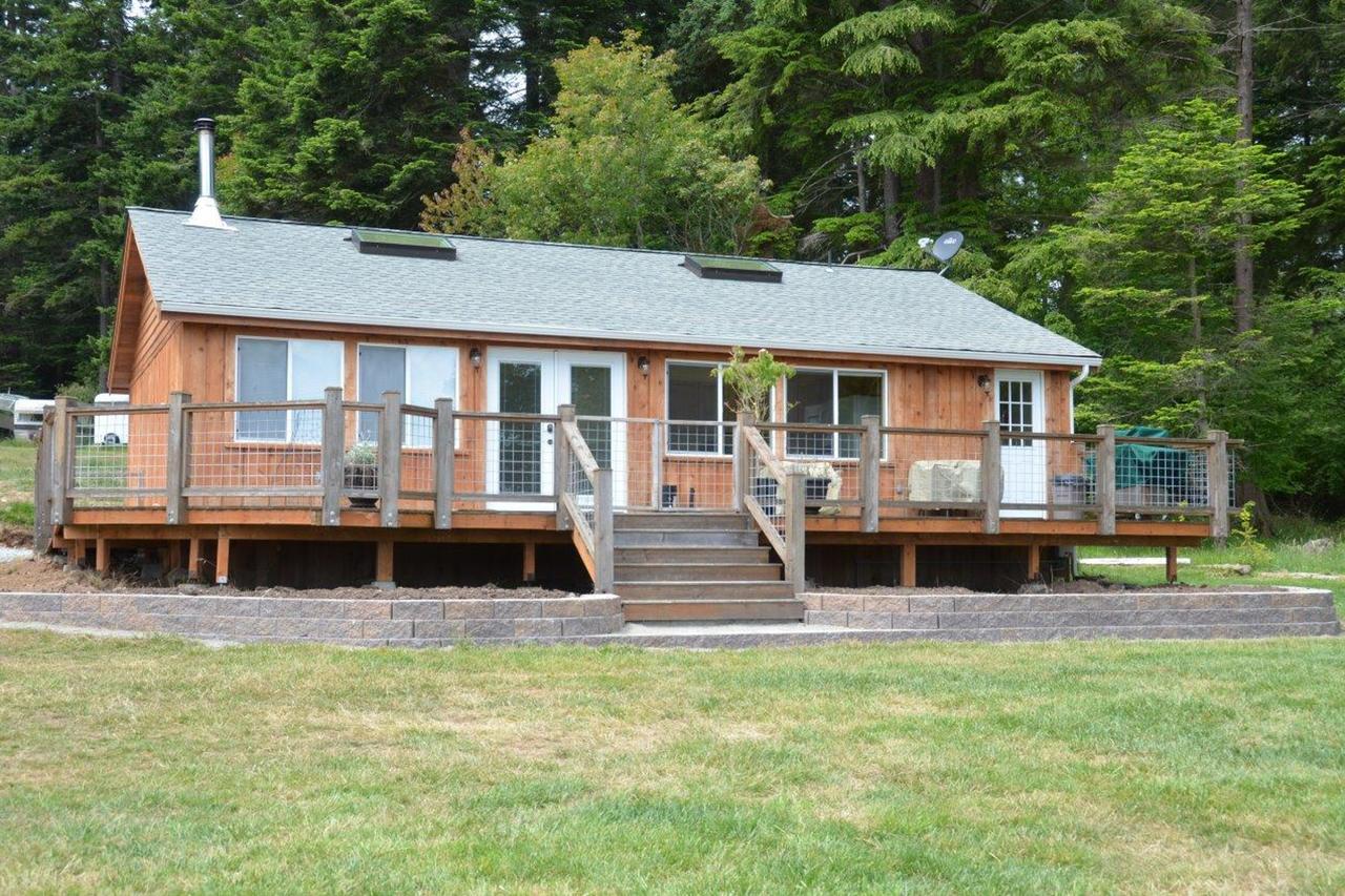 Obstruction Pass Cottage - thumb 20