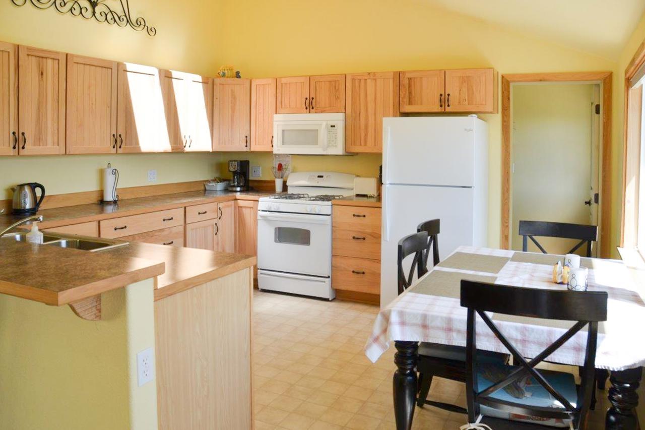 Obstruction Pass Cottage - thumb 25