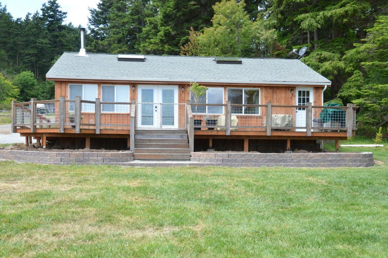 Obstruction Pass Cottage - thumb 15