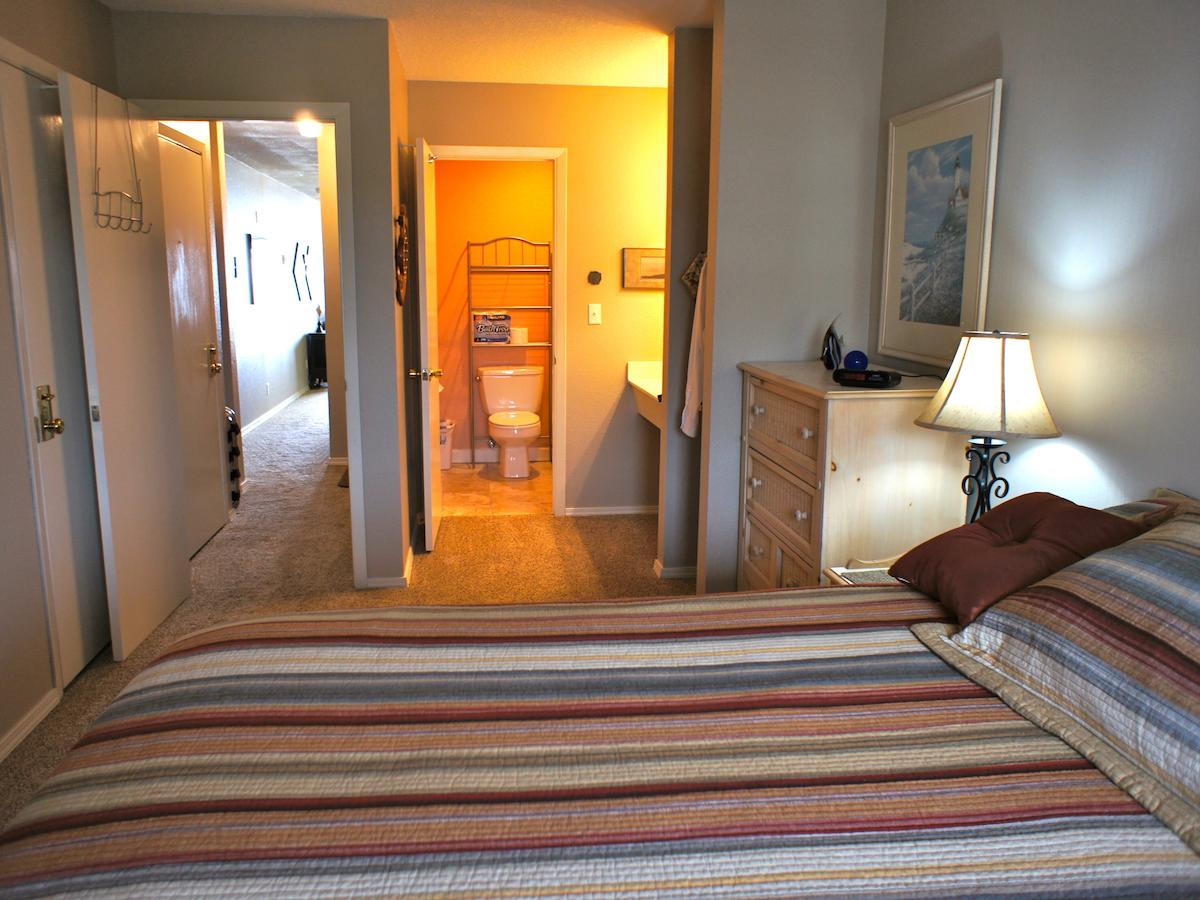 Sea Gypsy Condos - thumb 40