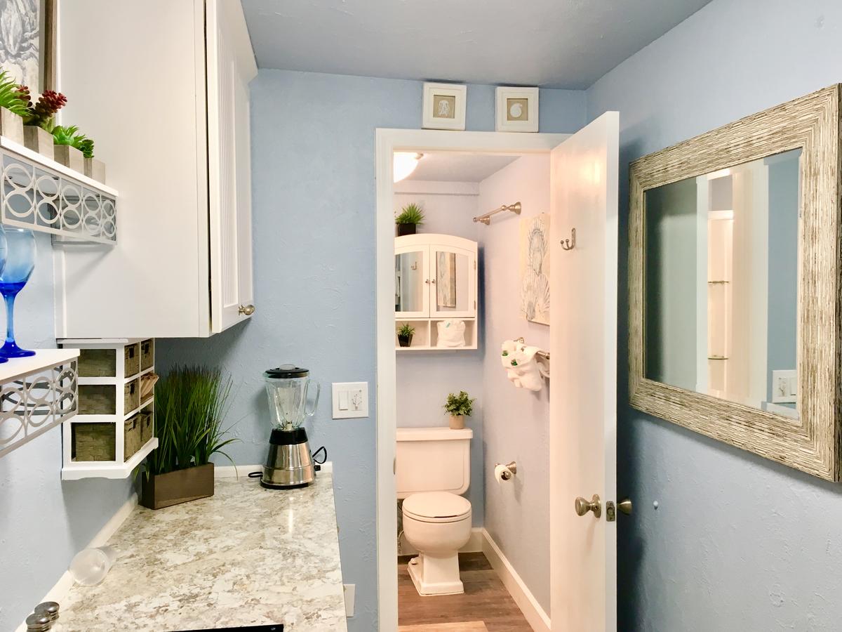 The Tradewinds Condo/Hotel - thumb 39