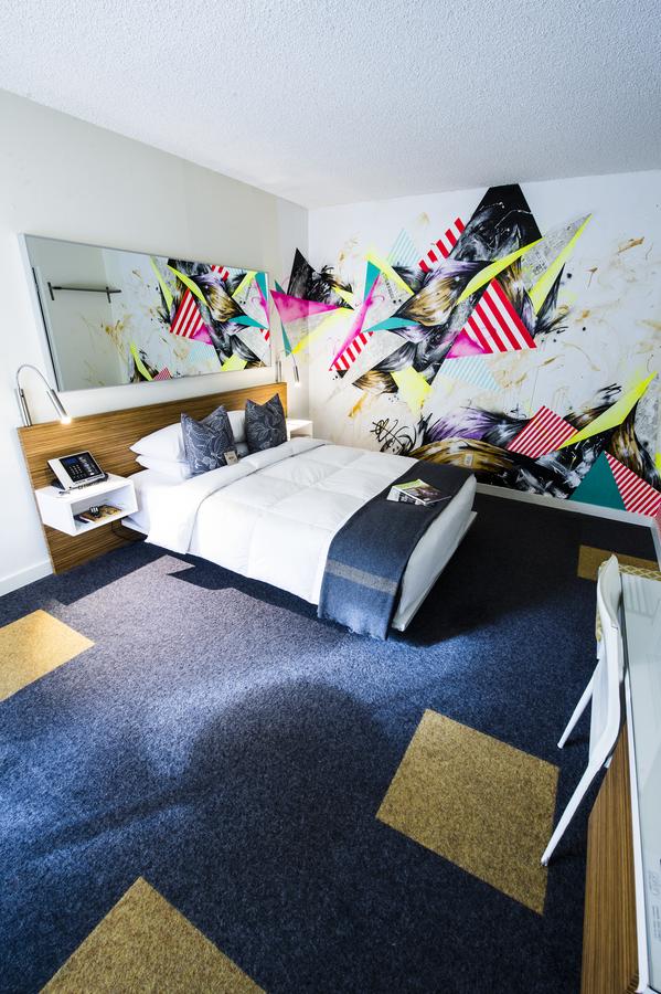 Jupiter Hotel - thumb 6