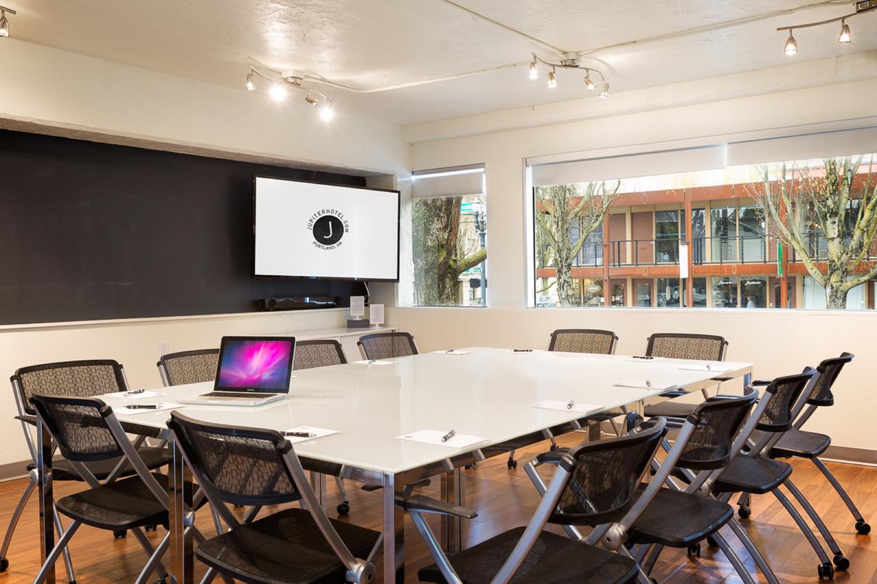 Jupiter Hotel - thumb 38