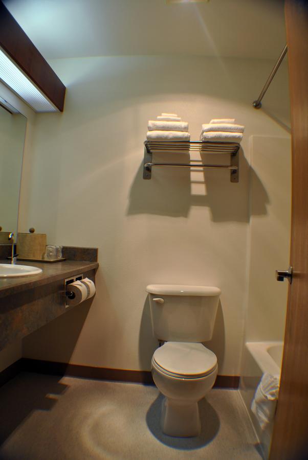 America's Best Inn Lincoln City - thumb 10