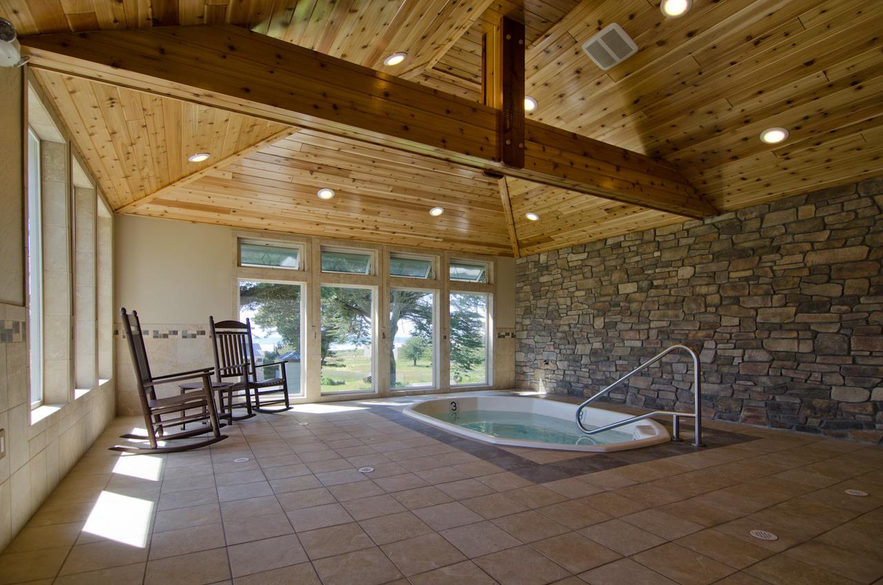 Pacific Reef Hotel & Light Show - thumb 36