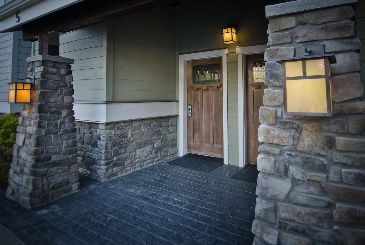 Pacific Reef Hotel & Light Show - thumb 42