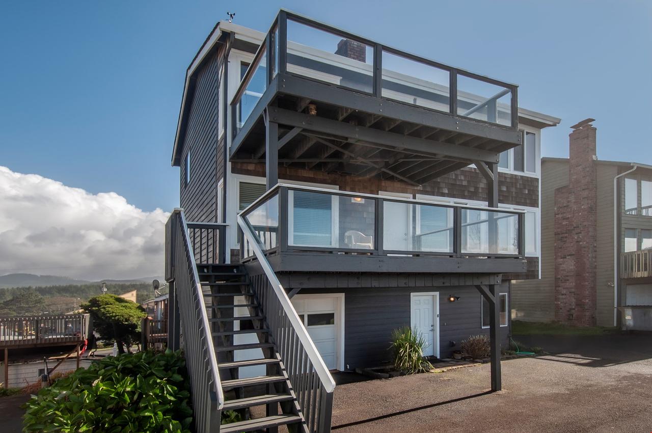 Above The Beach - thumb 16