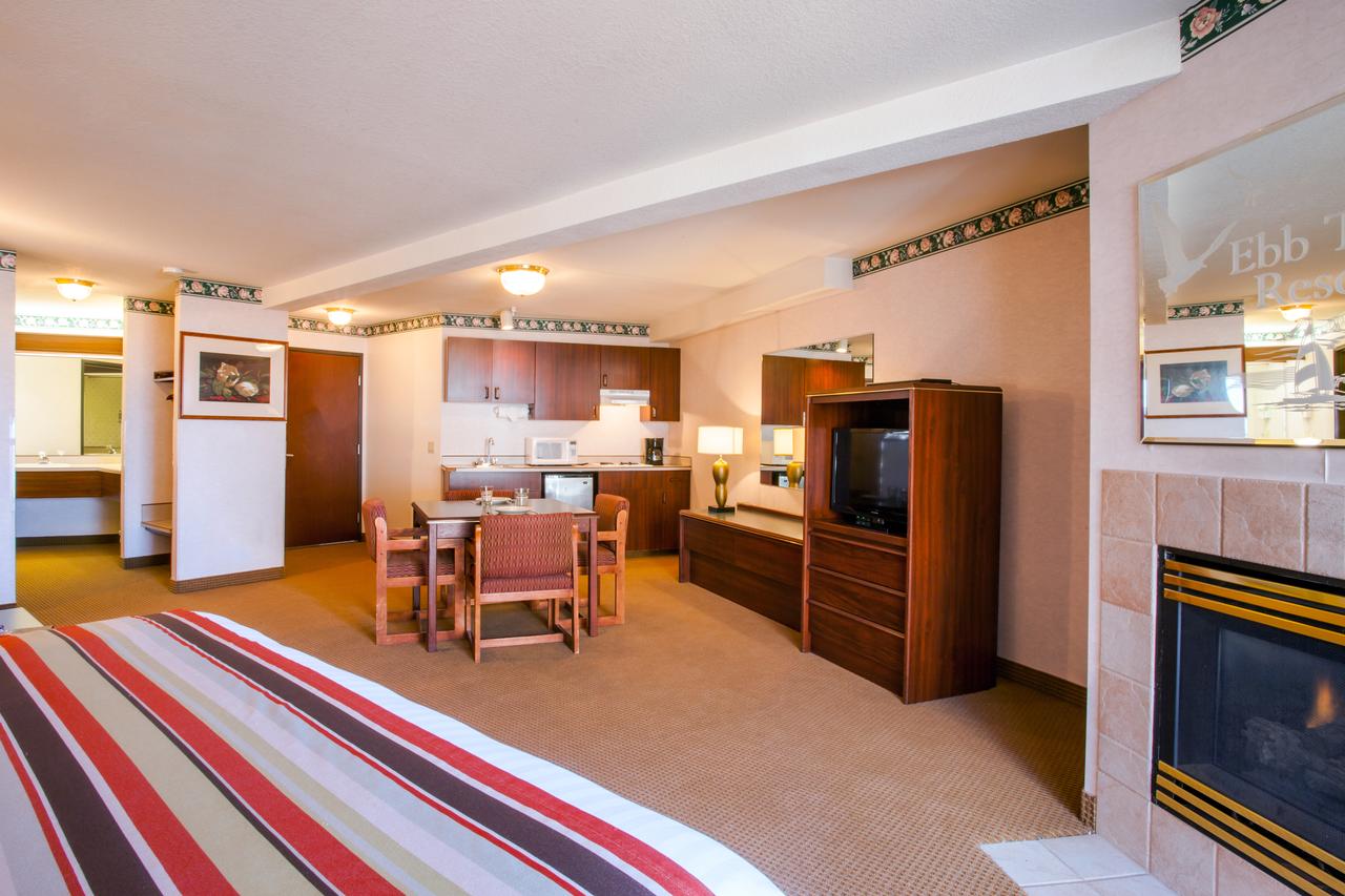 Ebb Tide Oceanfront Inn - thumb 28