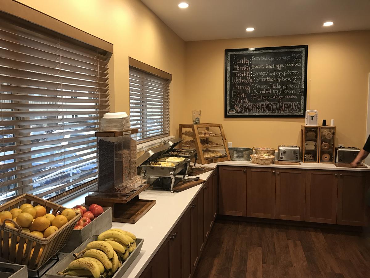 Ebb Tide Oceanfront Inn - thumb 7