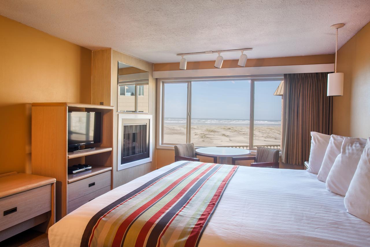 Ebb Tide Oceanfront Inn - thumb 29