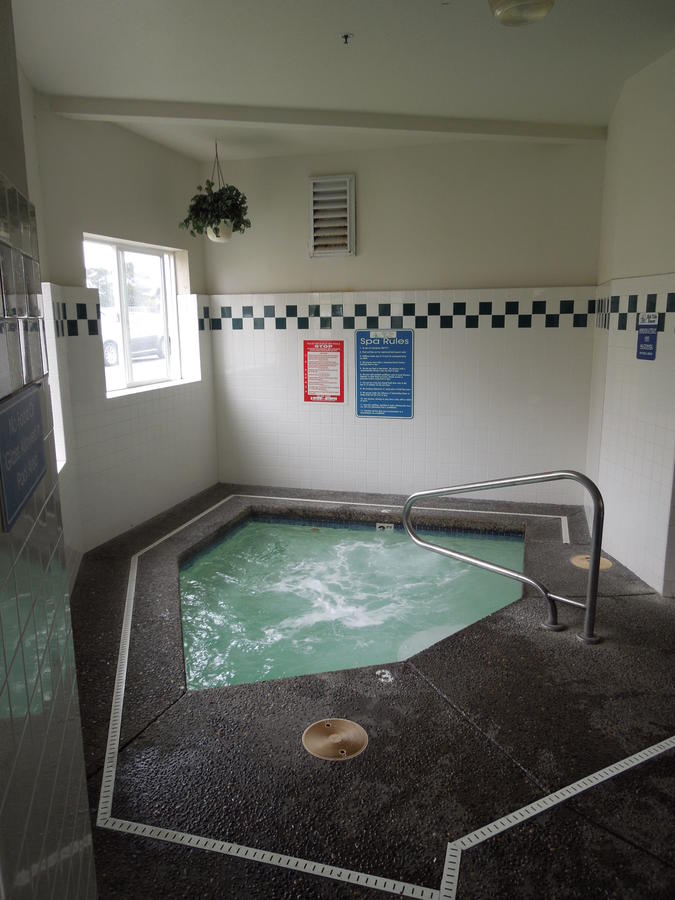 Ebb Tide Oceanfront Inn - thumb 17