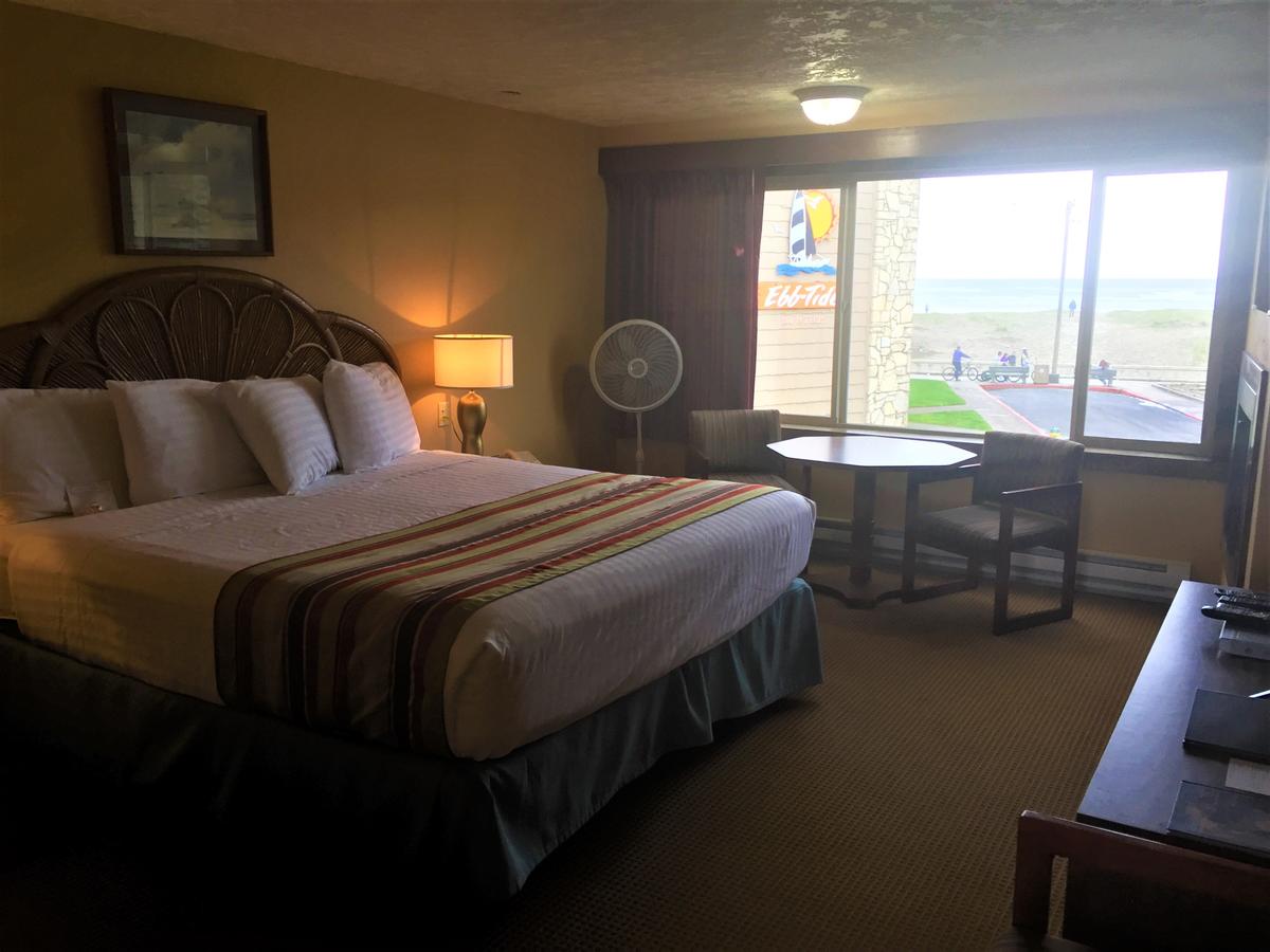 Ebb Tide Oceanfront Inn - thumb 13