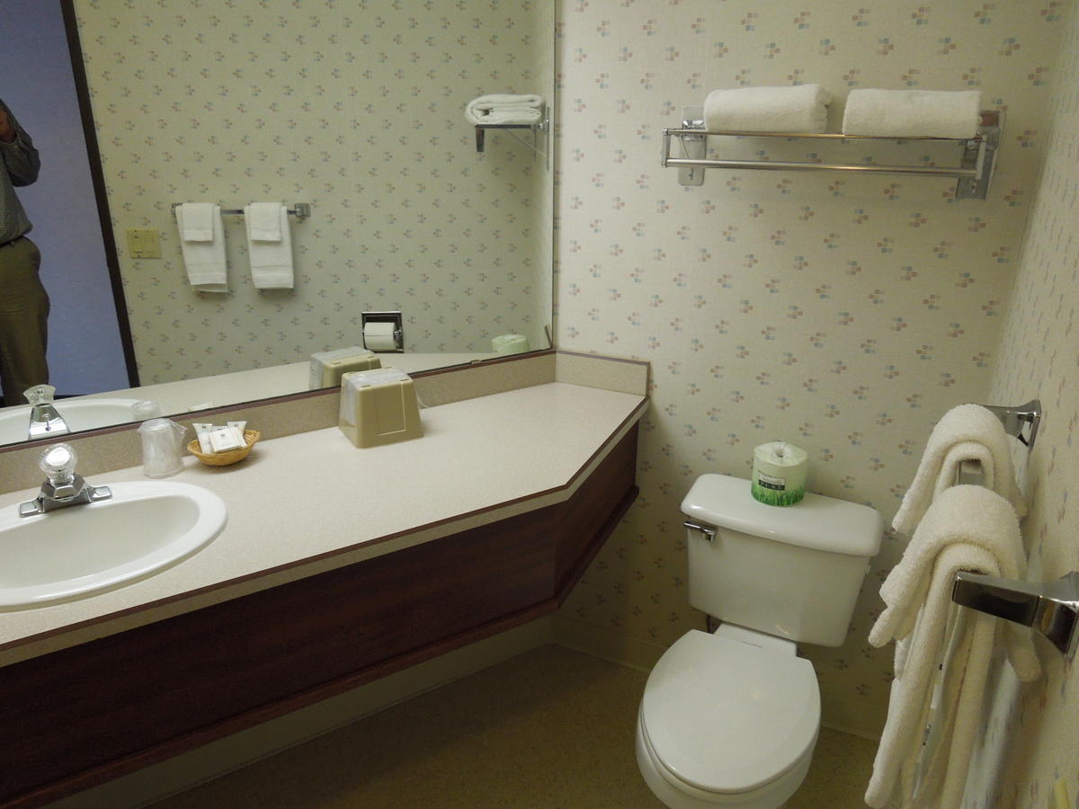 Ebb Tide Oceanfront Inn - thumb 16