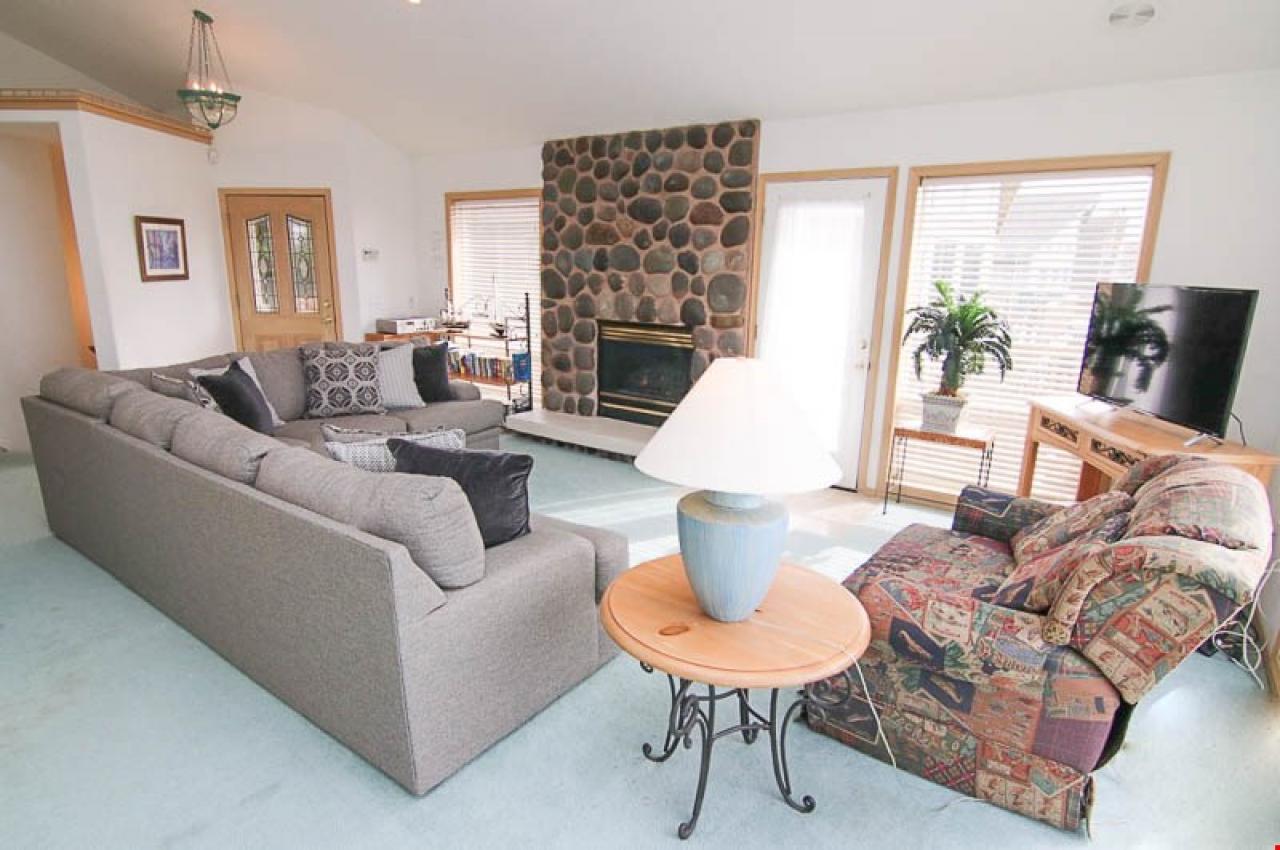 A Beach View - thumb 14