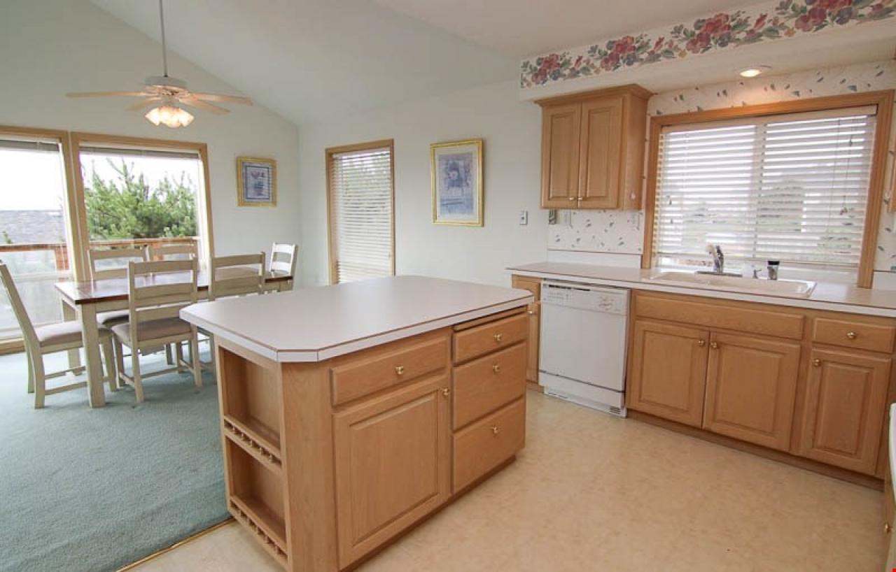 A Beach View - thumb 11