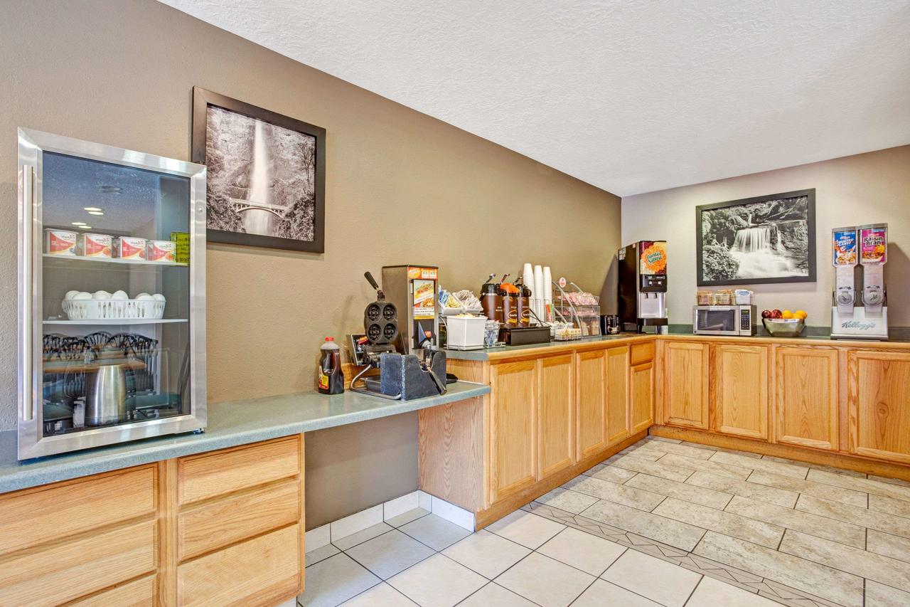 Super 8 By Wyndham Albany - thumb 27