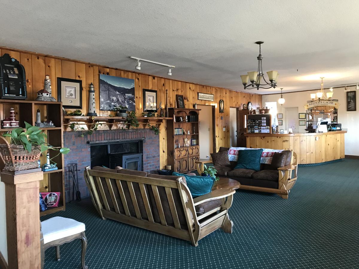 Lighthouse Inn - thumb 11