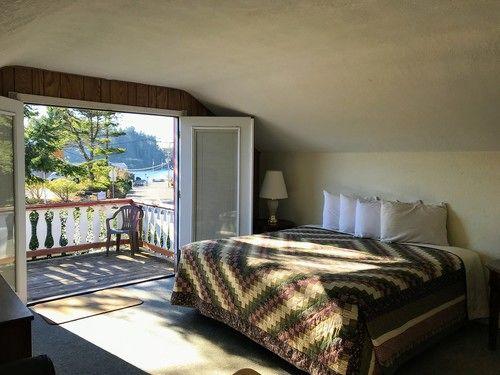 Lighthouse Inn - thumb 6