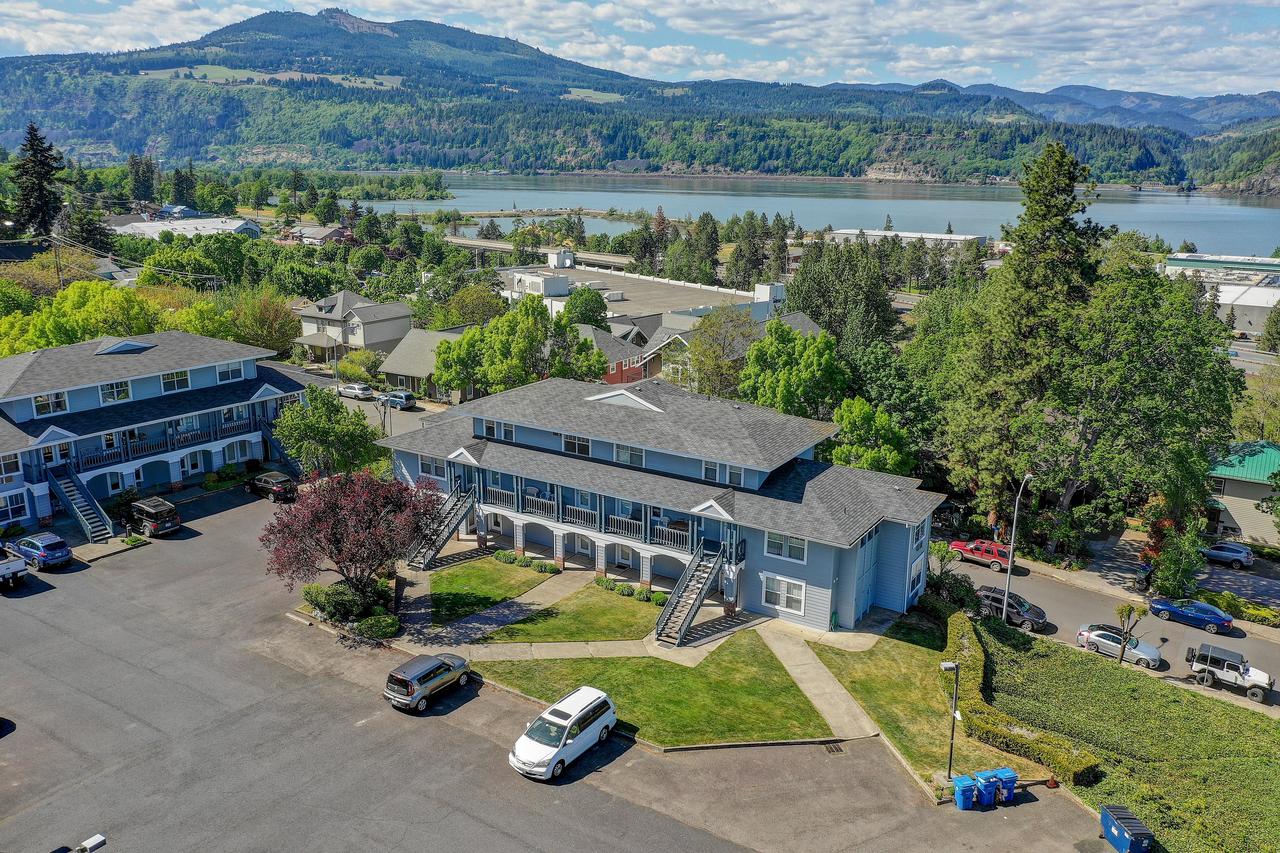 AlleyÃ¢Â€Â™s 22-River Vw-AC-1BR/2BA - thumb 30