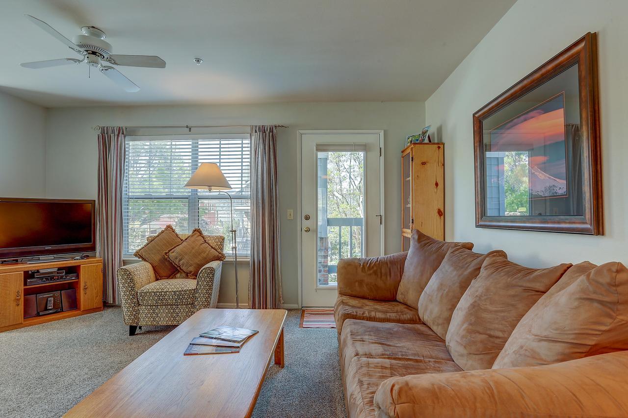 AlleyÃ¢Â€Â™s 22-River Vw-AC-1BR/2BA - thumb 23