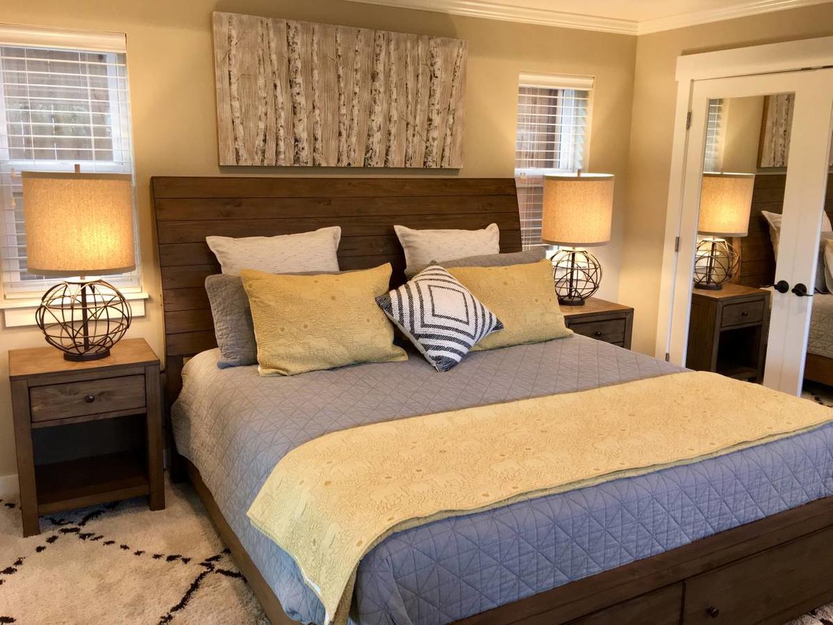 'C' Street Station - Short Walk To OSF - thumb 23