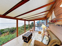 1235 NW Spring St Home Tourism Bookings