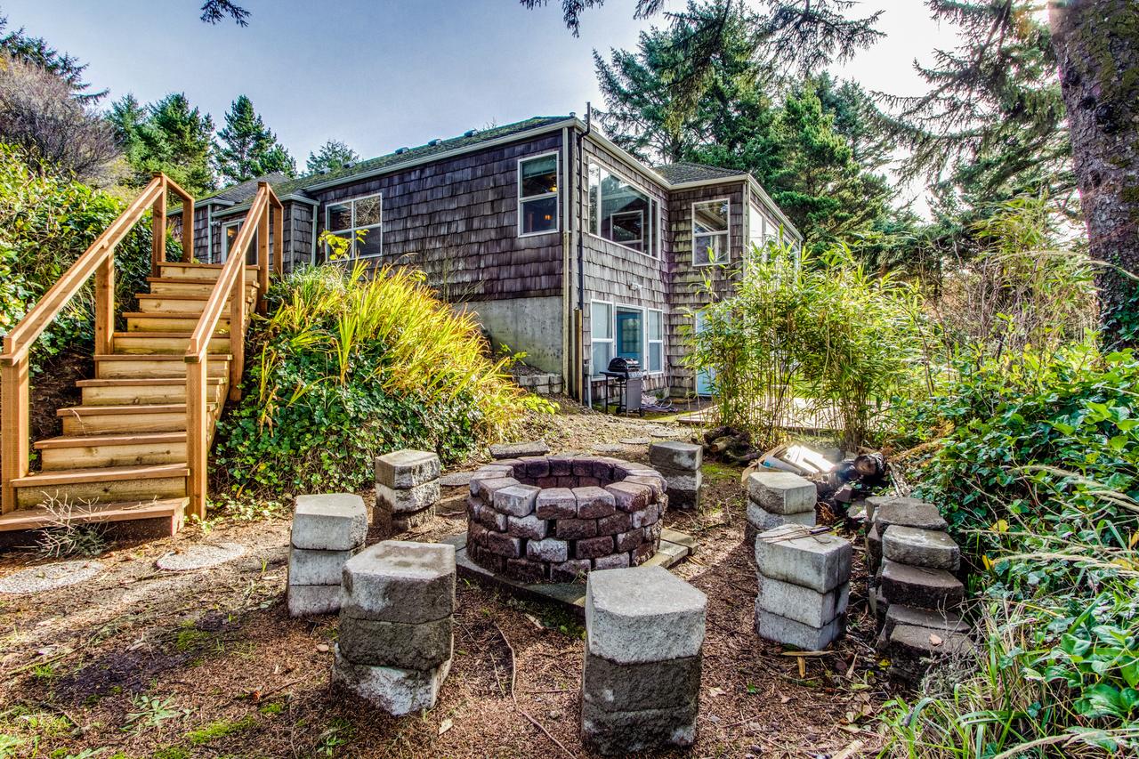 Agate Beach Oceanview Suite B - thumb 20