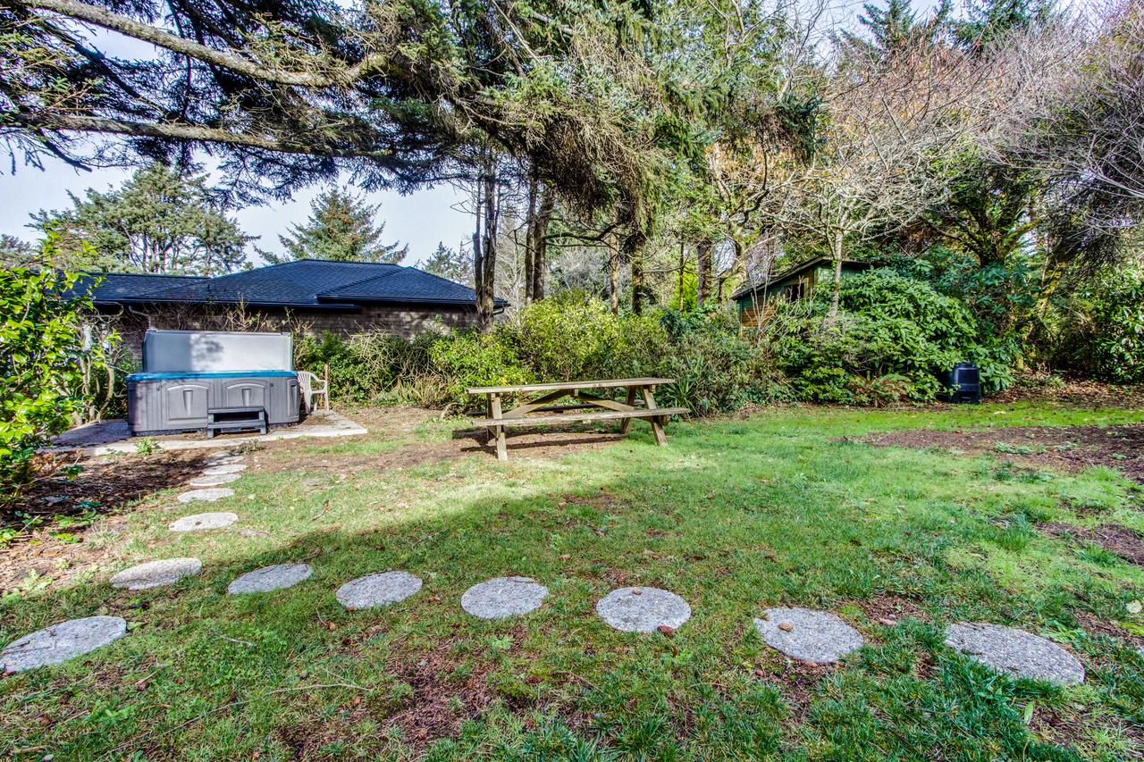 Agate Beach Oceanview Suite B - thumb 18