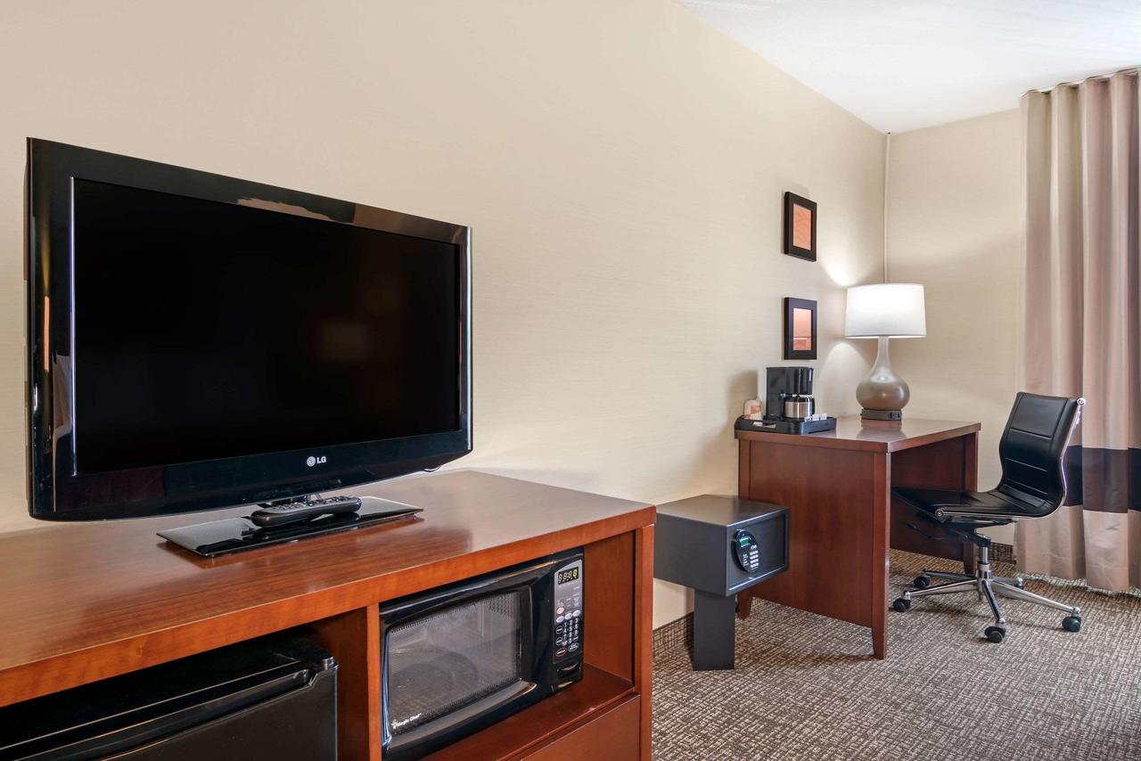 Comfort Inn & Suites Salem - thumb 32