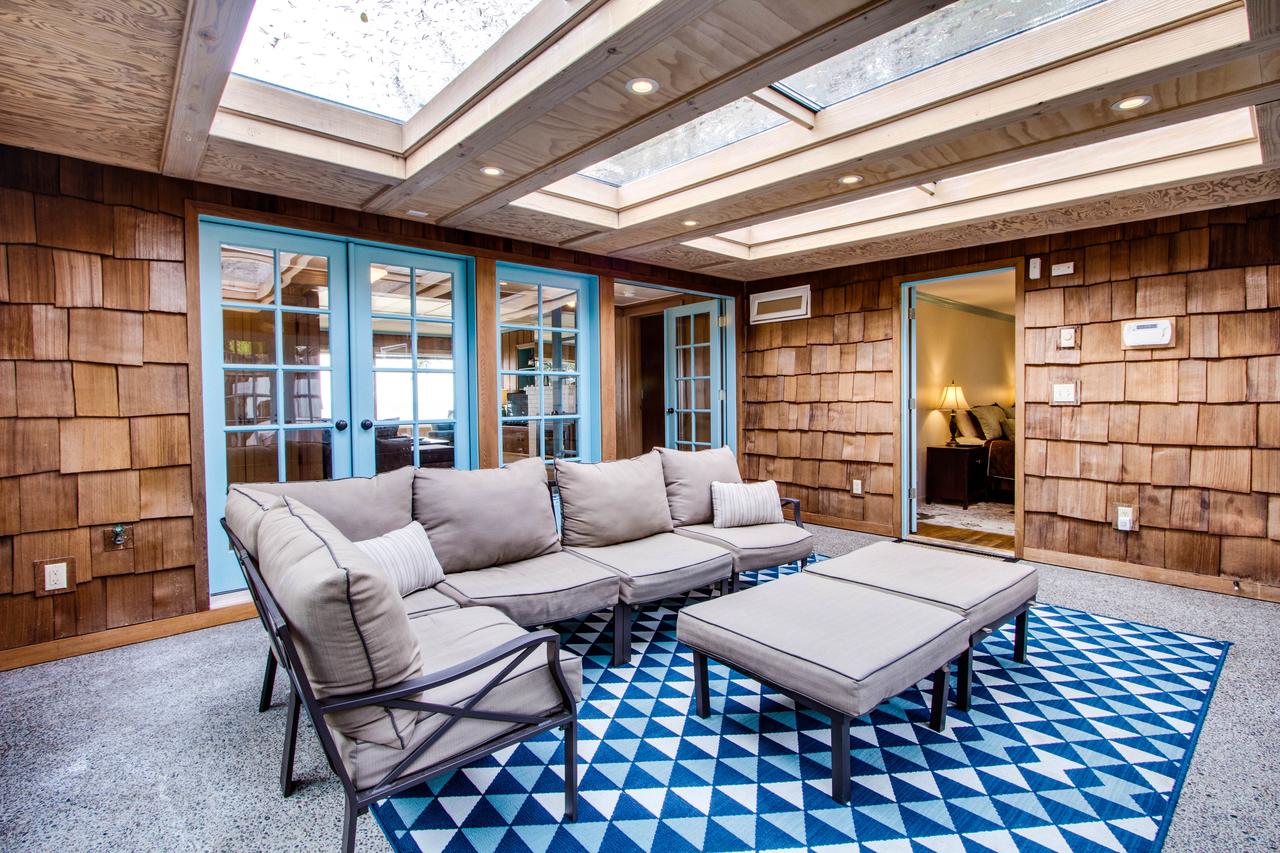 Agate Beach Oceanfront Suite A - thumb 12