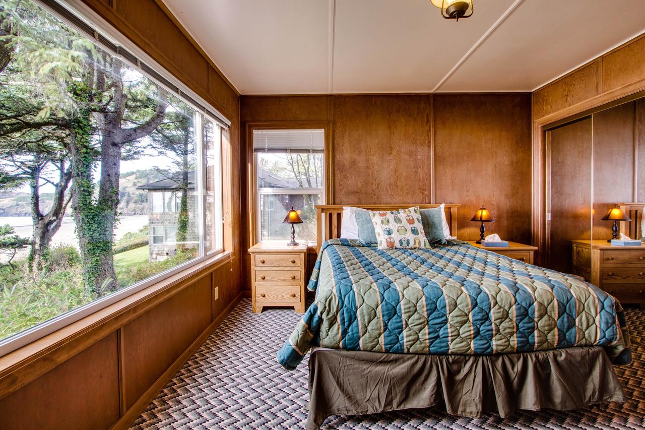 Agate Beach Oceanfront Suite A - thumb 35