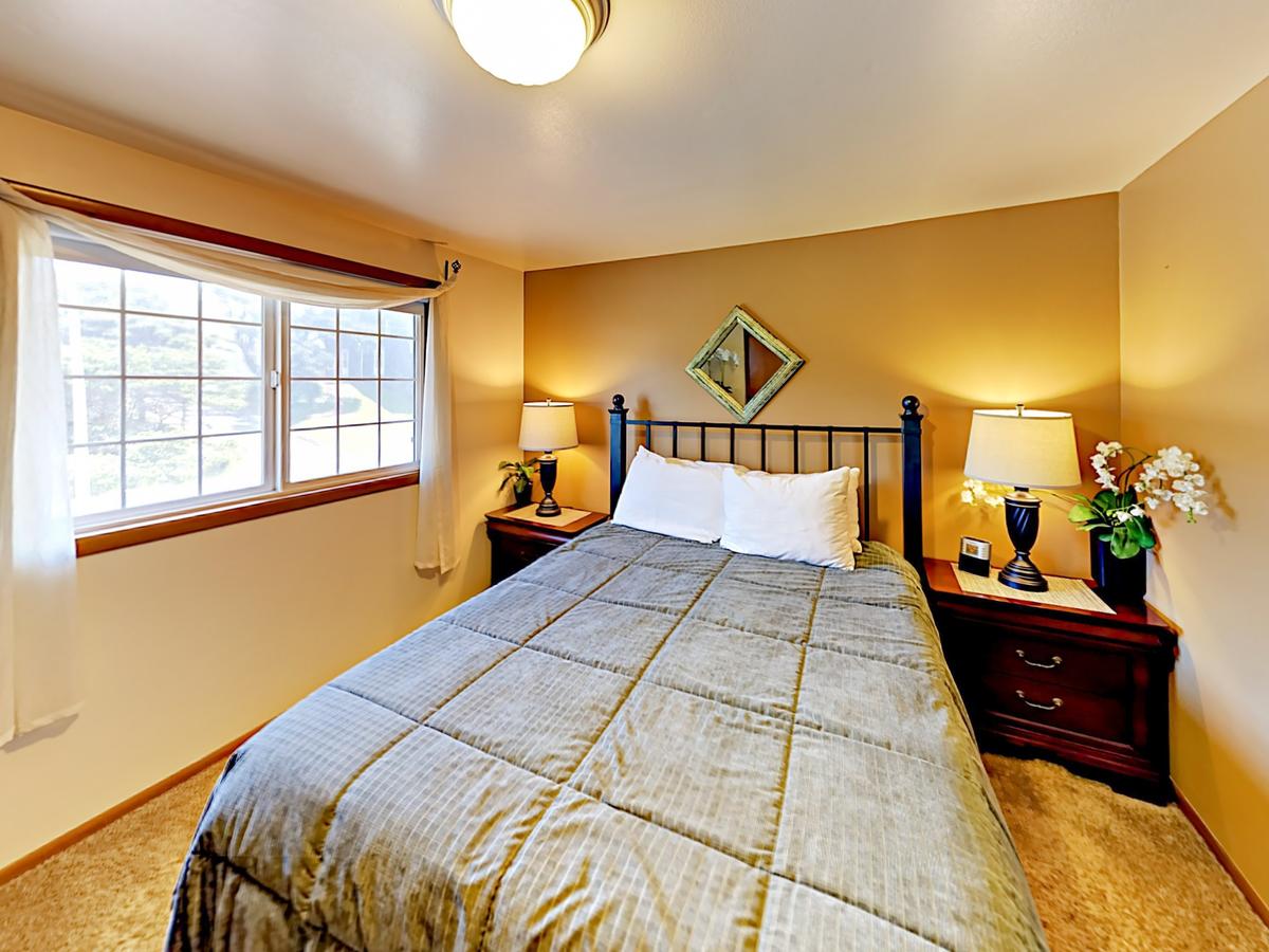 645 N Pacific St Townhouse Unit B - thumb 21