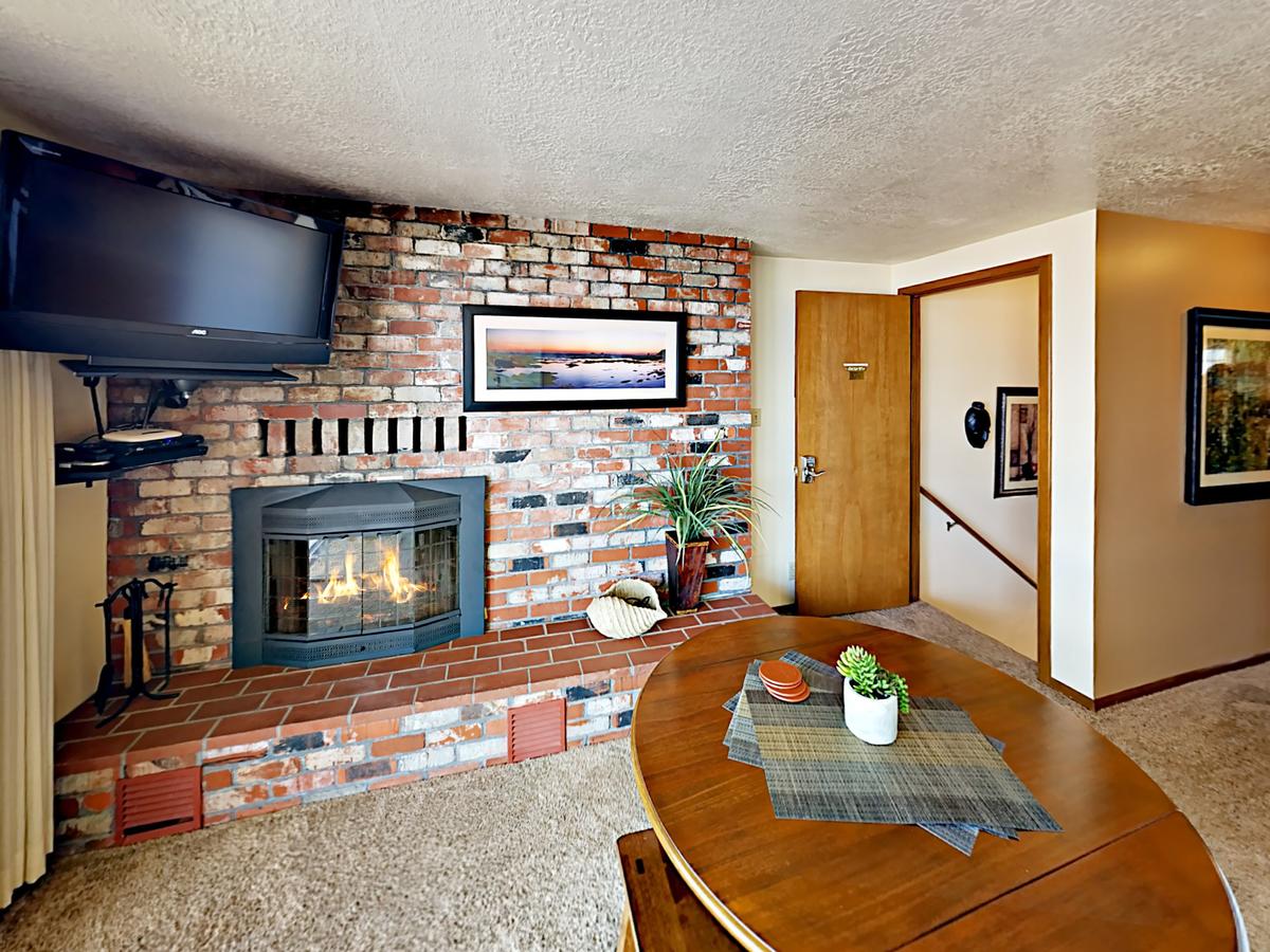 645 N Pacific St Townhouse Unit B - thumb 11