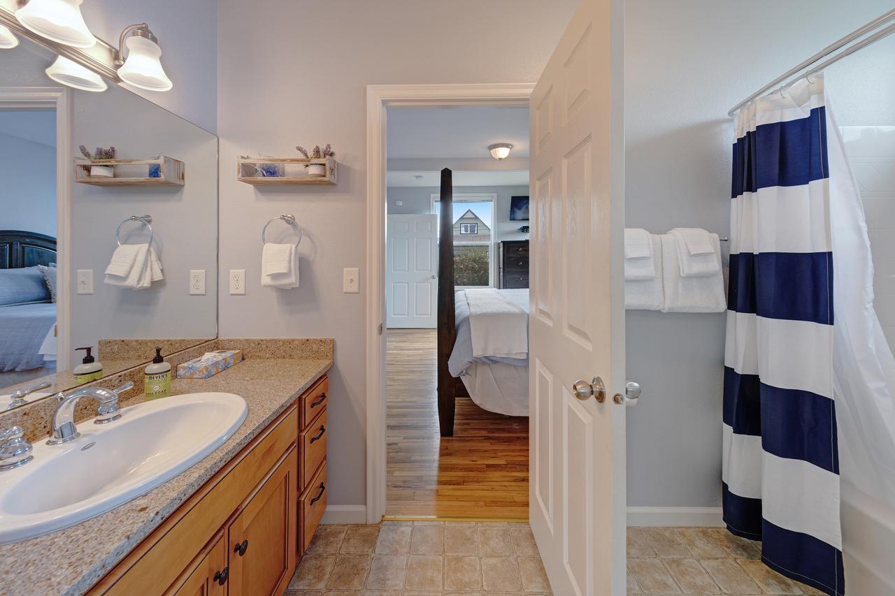 3 Bed 2 Bath Vacation Home In Newport - thumb 10