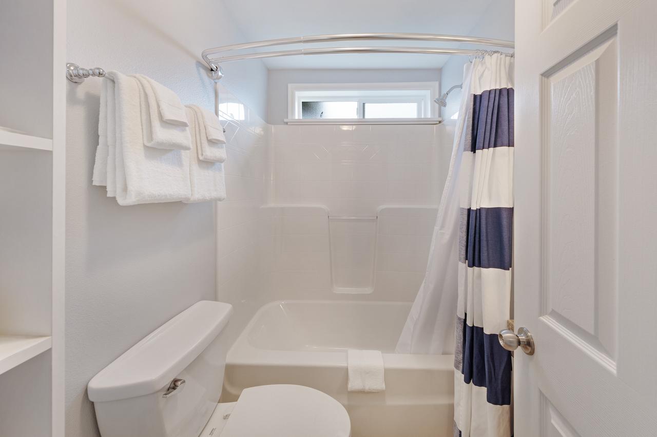 3 Bed 2 Bath Vacation Home In Newport - thumb 15