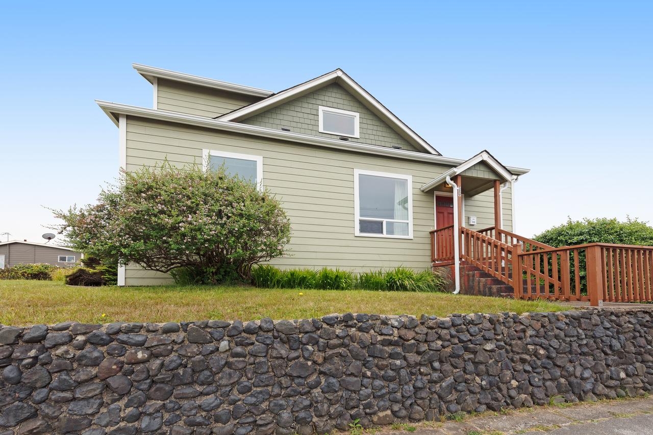 3 Bed 2 Bath Vacation Home In Newport - thumb 4