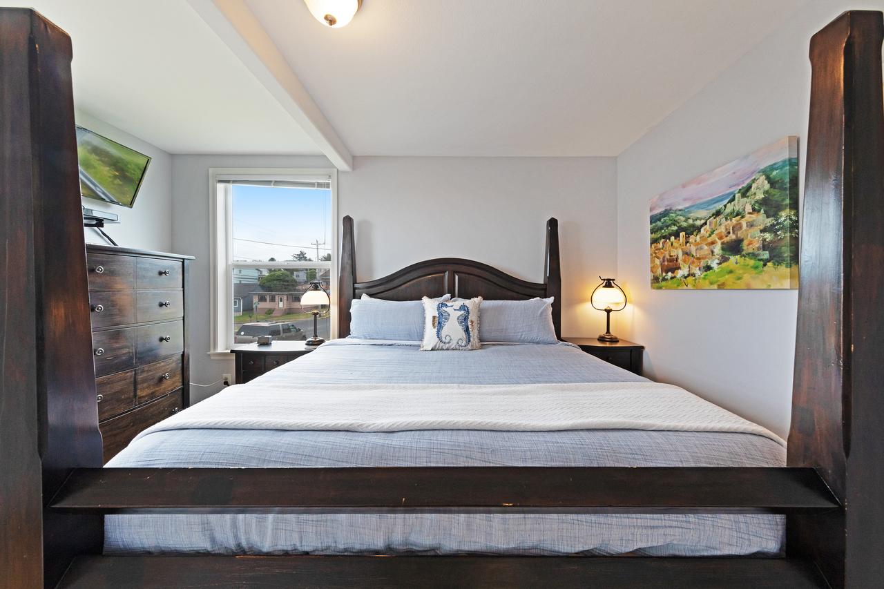 3 Bed 2 Bath Vacation Home In Newport - thumb 13