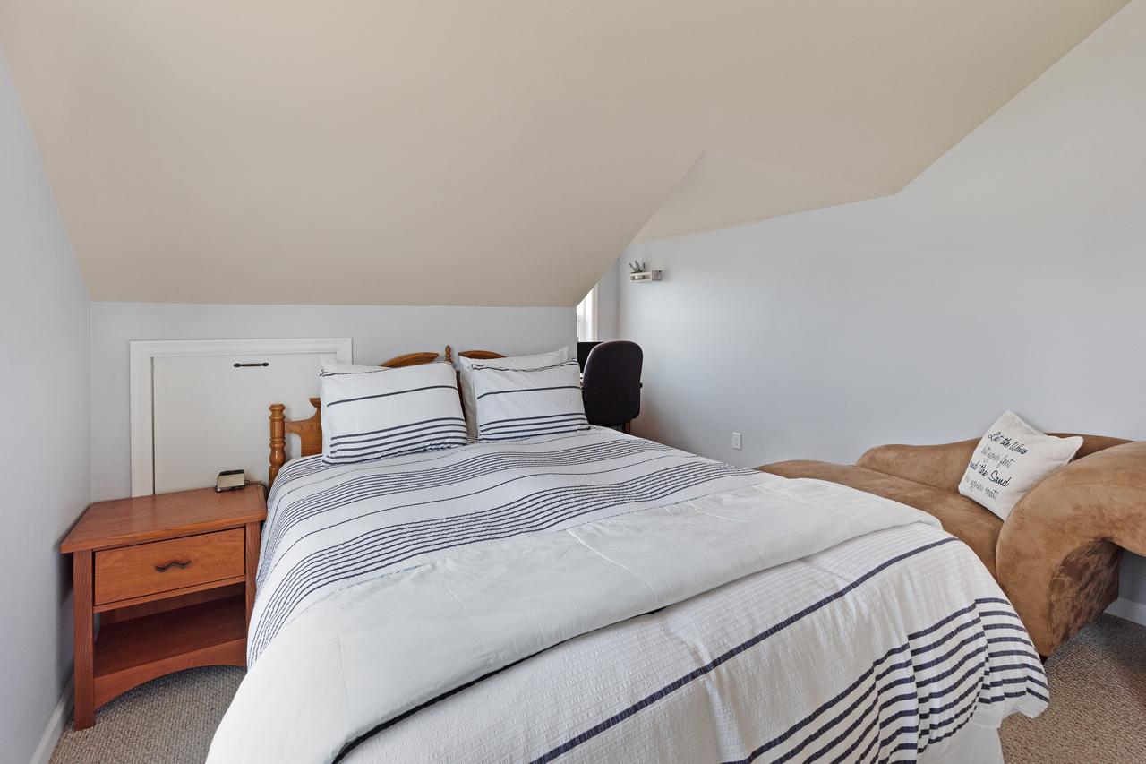 3 Bed 2 Bath Vacation Home In Newport - thumb 6