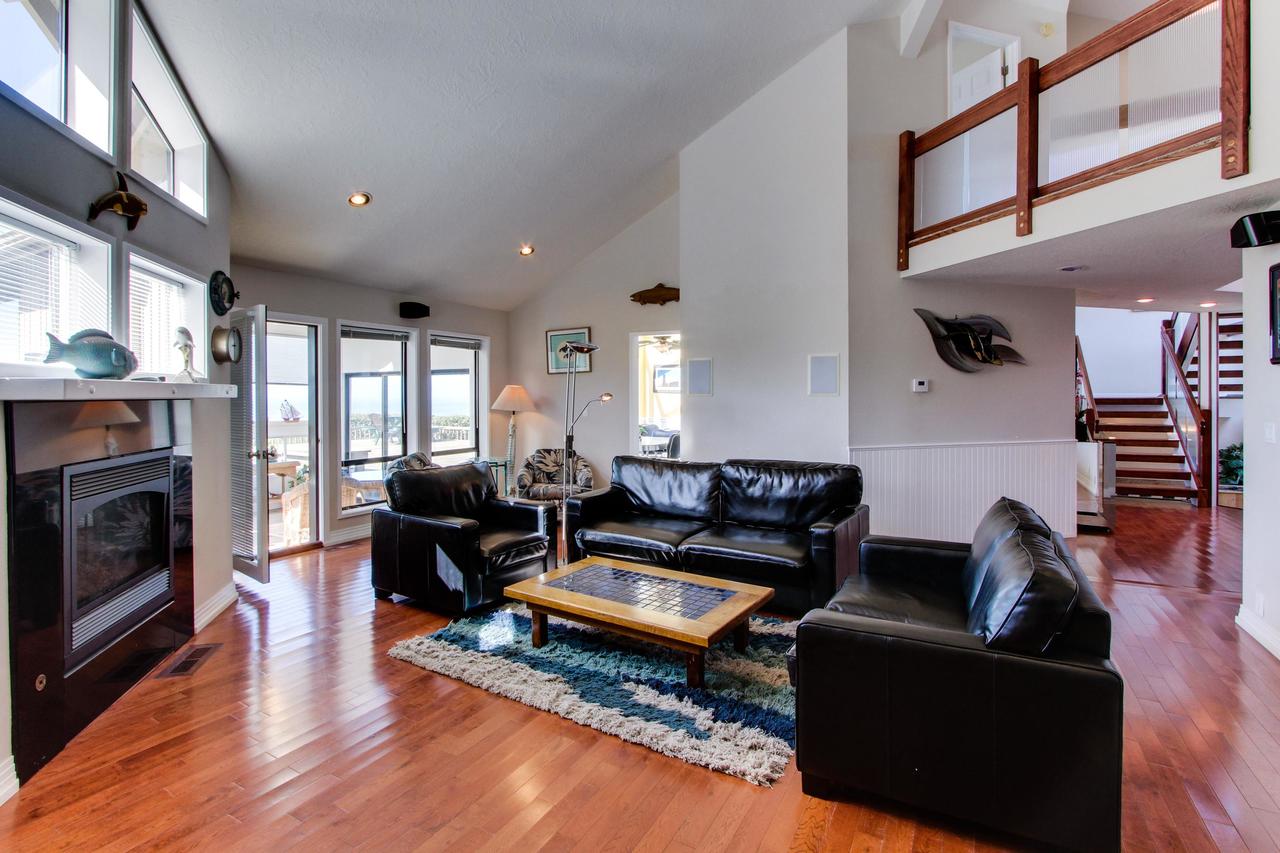 Yaquina Lighthouse Home - thumb 9