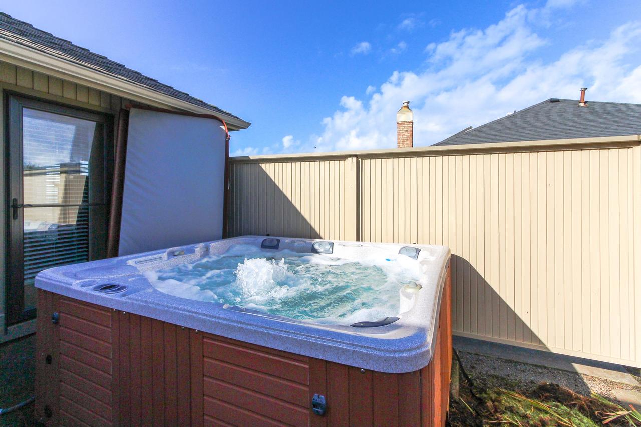 Yaquina Lighthouse Home - thumb 5