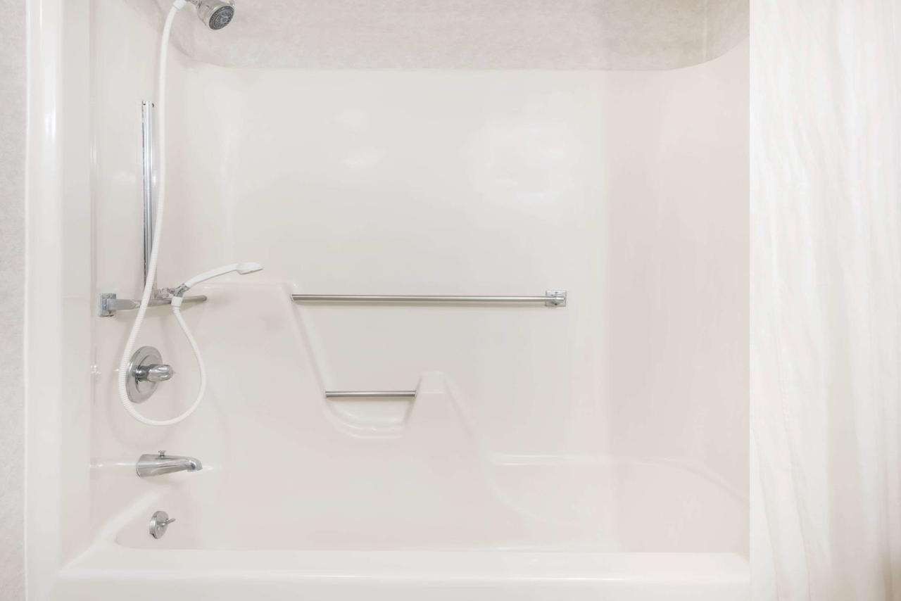 Super 8 By Wyndham State College - thumb 34