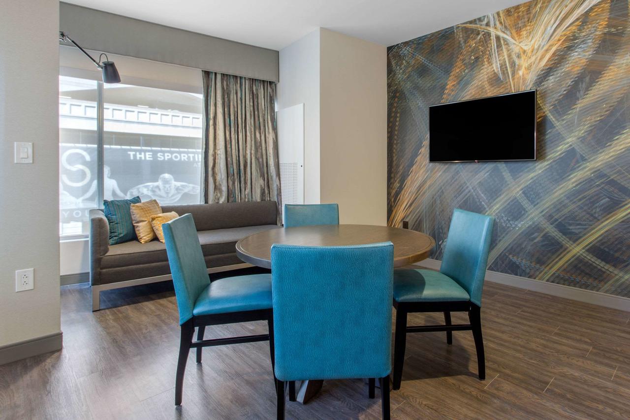 Cambria Hotel Philadelphia Downtown Center City - thumb 3