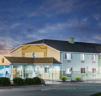 Super 8 by Wyndham Clearfield - Tourism Bookings