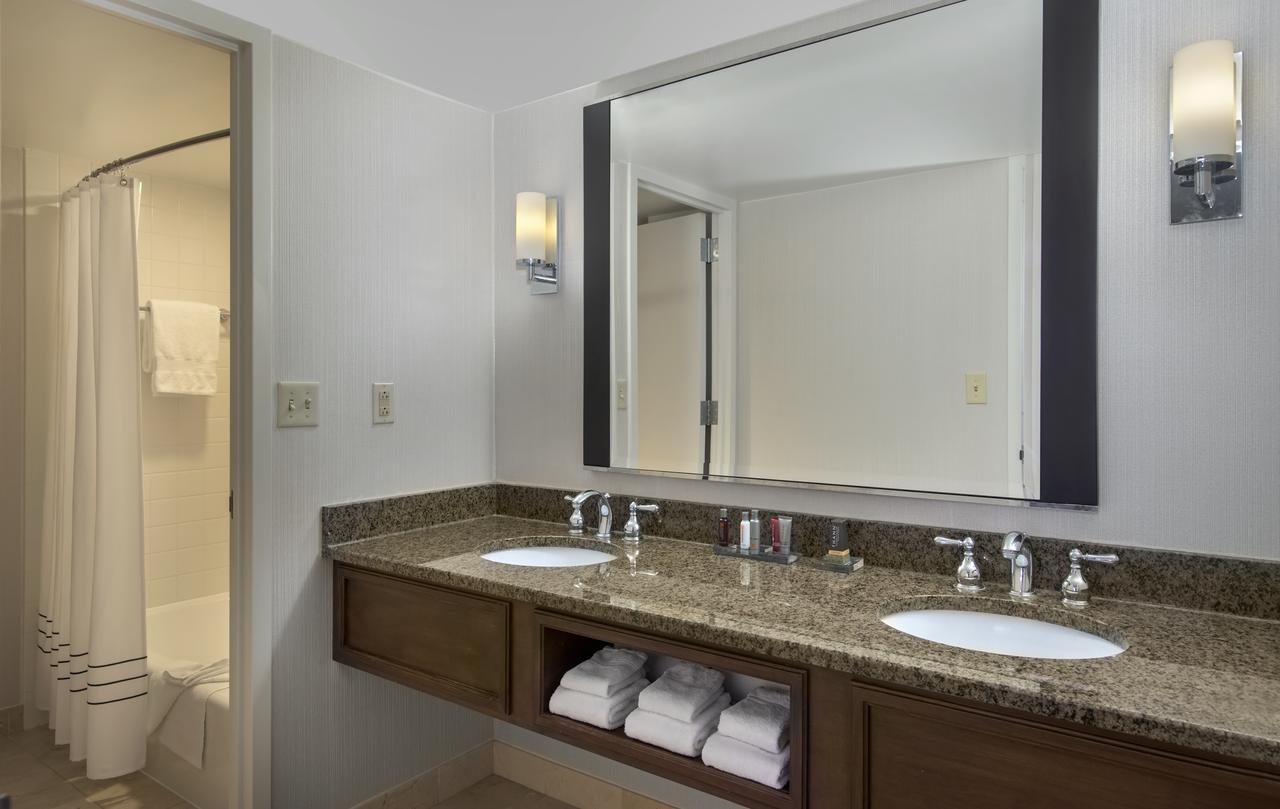 Philadelphia Marriott West - thumb 13