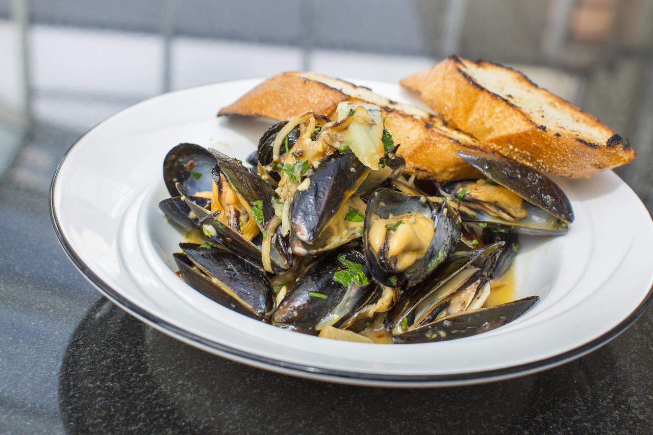 Philadelphia Marriott West - thumb 24